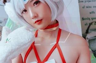 垂涎Messie Huang妹妹的定制作品，感受另一种触动。